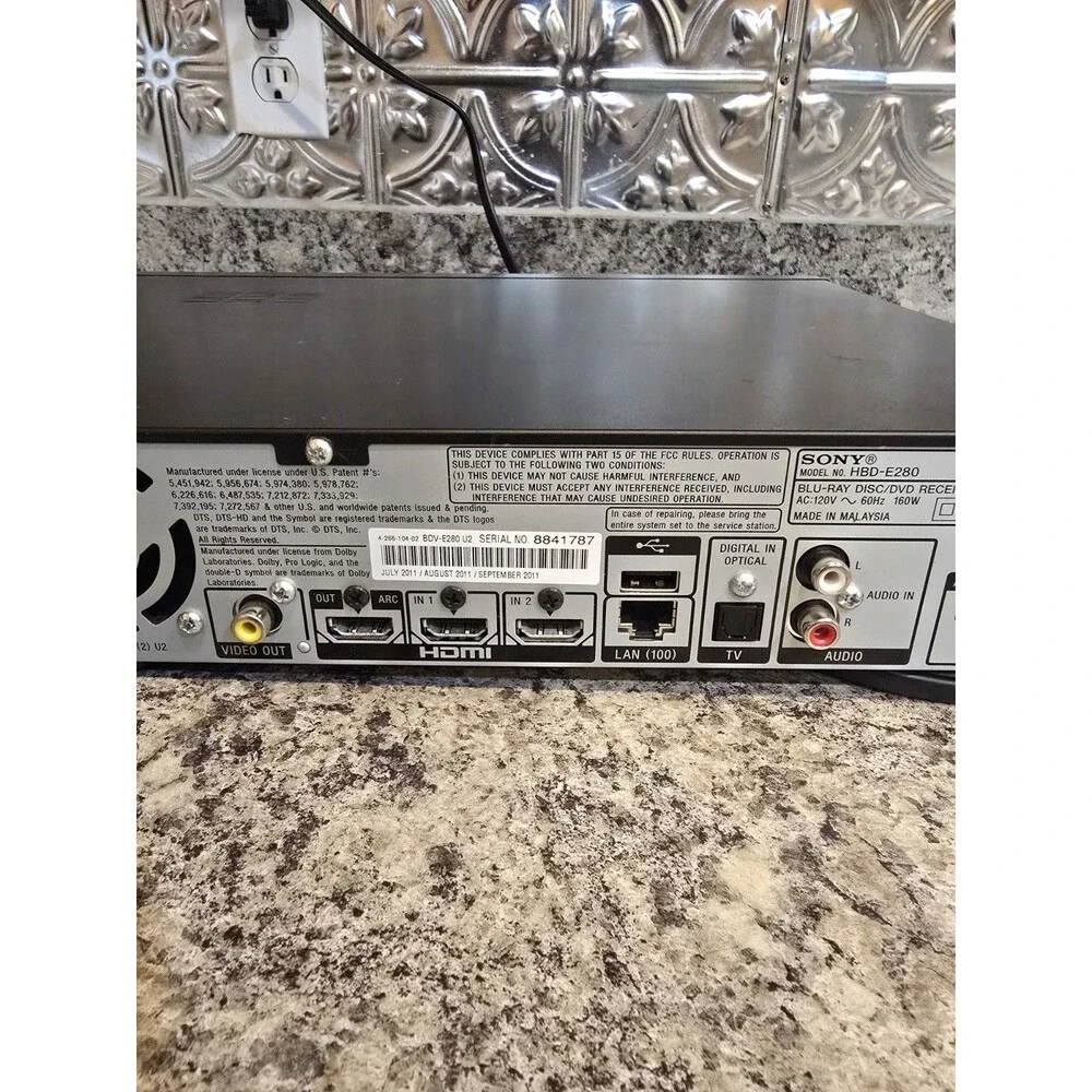 Sony BDV-E280 3D Blu-Ray DVD Home Theater System w/ Remote Tested